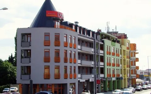 Dunaj Palác (Duna Palota) – Dunajská Streda – Centrum, fotografia 3