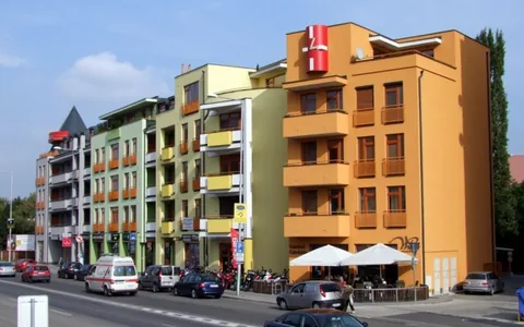 Dunaj Palác (Duna Palota) – Dunajská Streda – Centrum, fotografia 4
